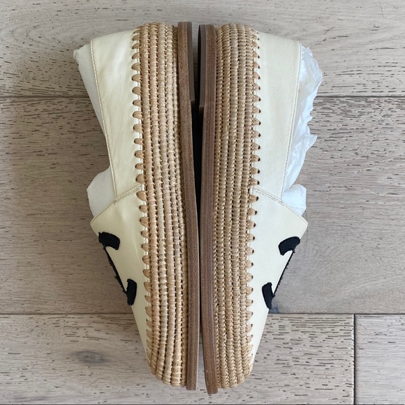 🚫SOLD! CHANEL IVORY LAMBSKIN LEATHER ESPADRILLES - Picture 4 of 13